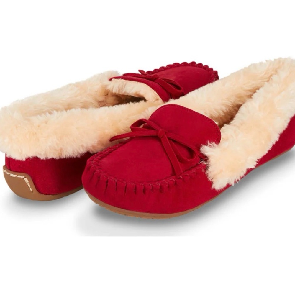 Plush Red Moccasin Slippers with Faux Fur